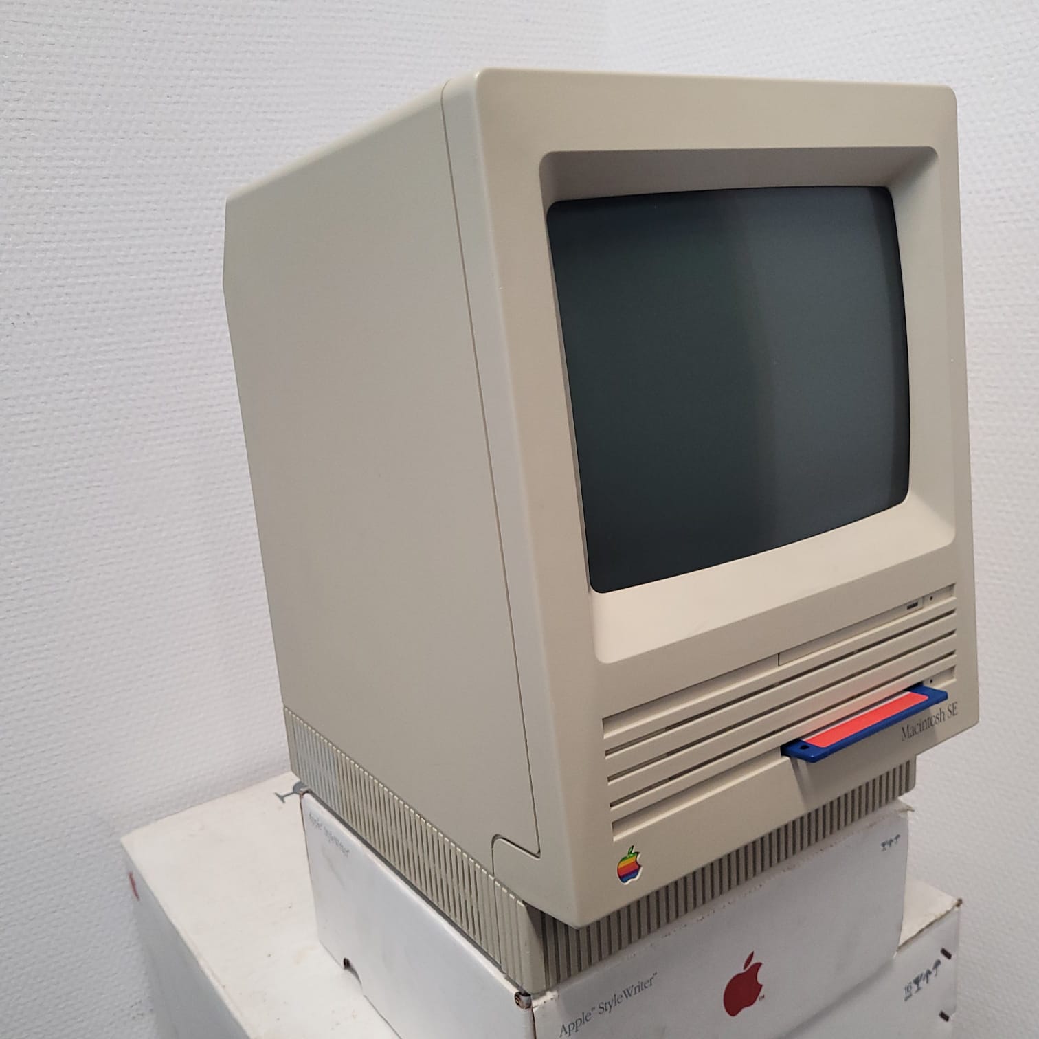 Apple MacIntosh SE