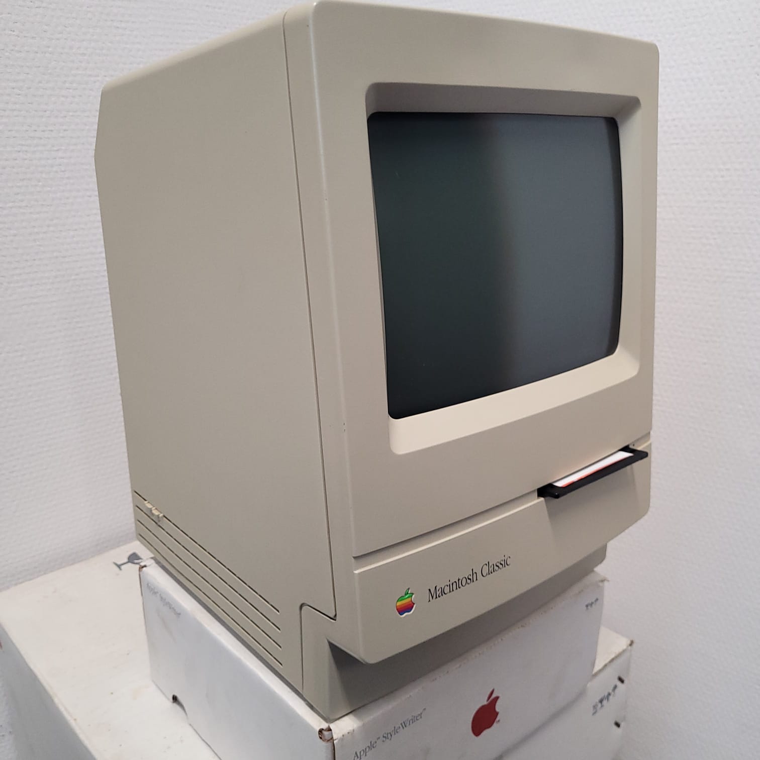 Apple MacIntosh Classic