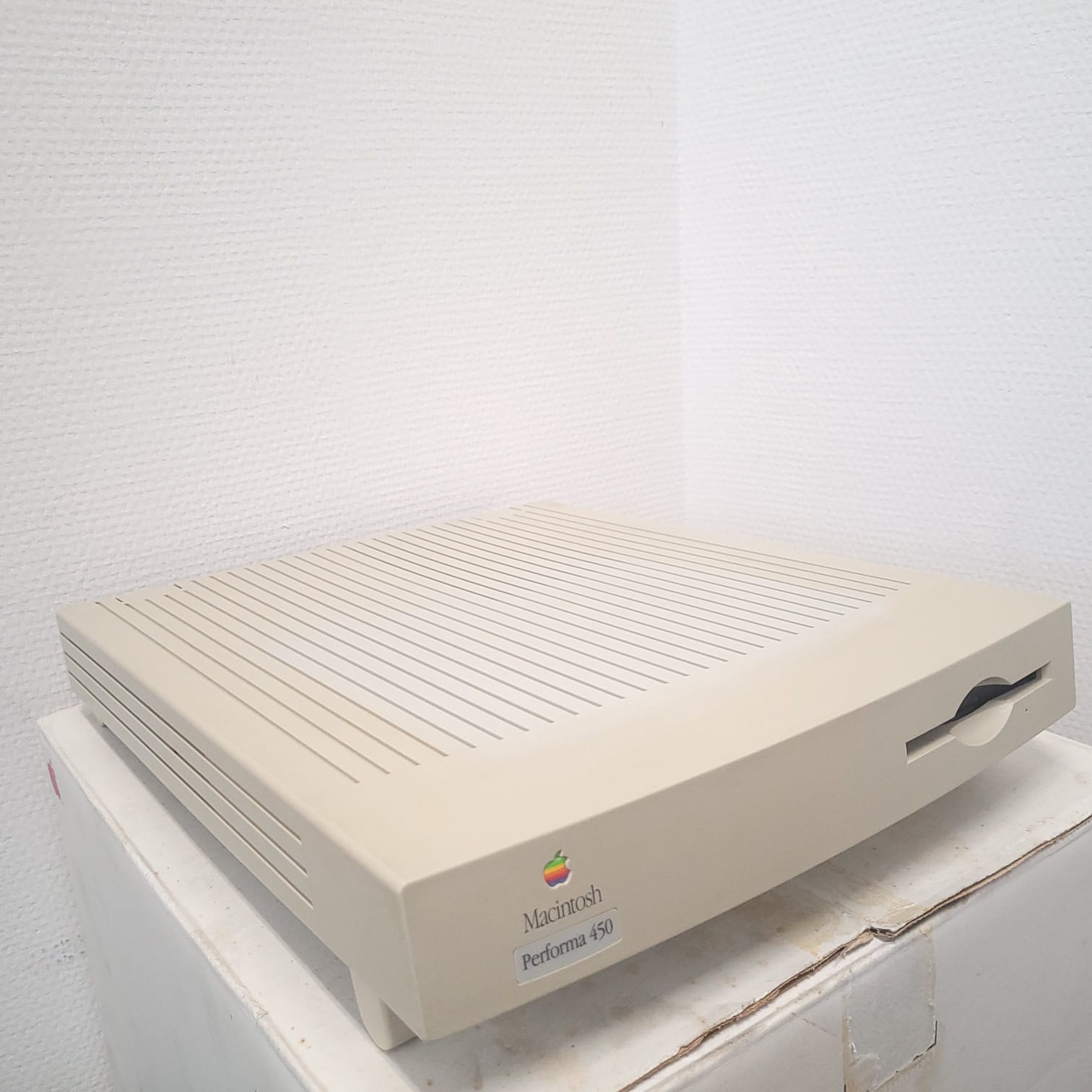 Apple MacIntosh Performa 450