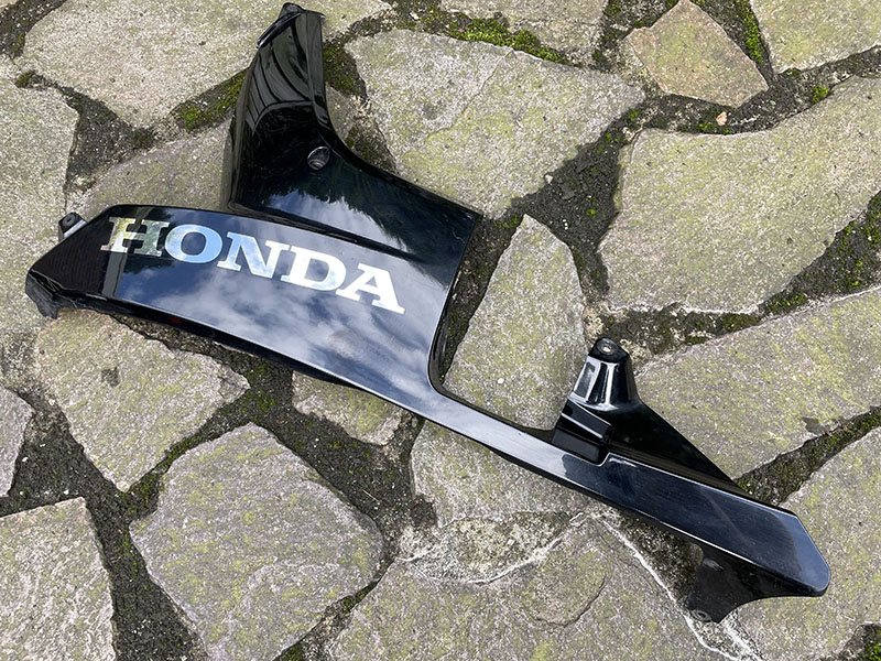 Onderkuip links zwart Honda CBR600-RR 2007-2012 PC40
